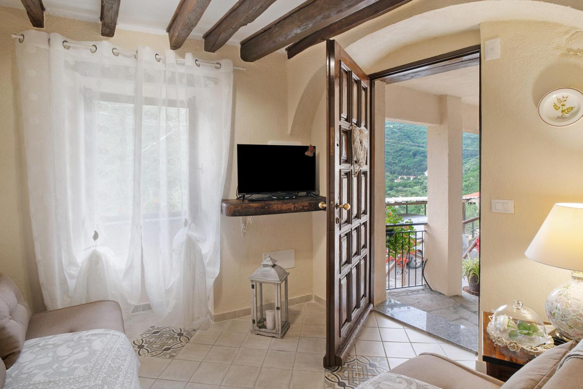 Agriturismo U' Spigu Nonna Annetta Nasino 外观 照片