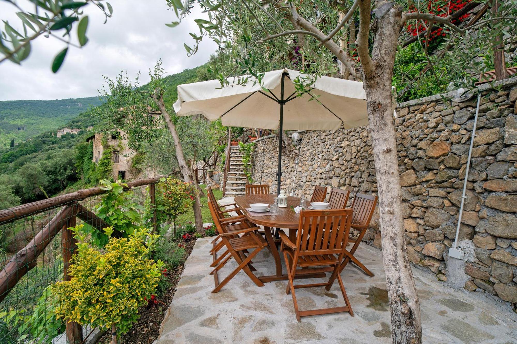 Agriturismo U' Spigu Nonna Annetta Nasino 外观 照片